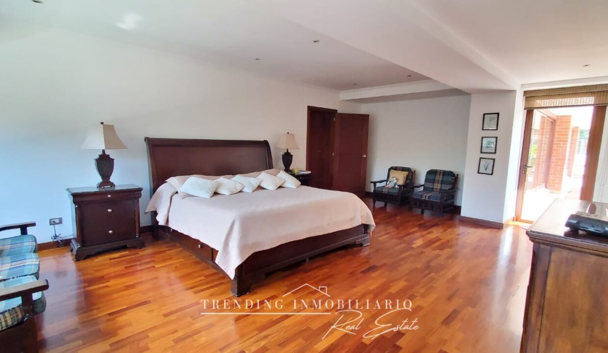 WhatsApp Image 2023-12-11 at 10.40.40 AM