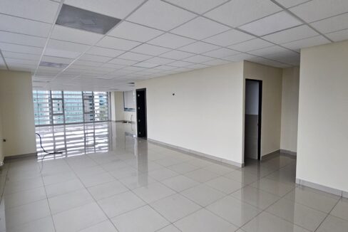 WhatsApp Image 2025-11-11 at 10.01.03 PM