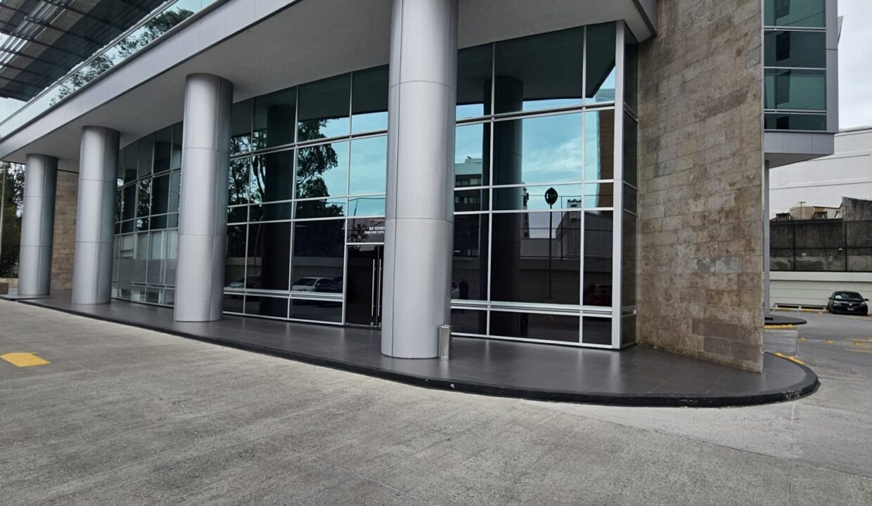 WhatsApp Image 2025-11-11 at 10.00.10 PM