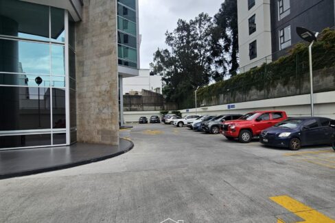 WhatsApp Image 2025-11-11 at 10.00.12 PM (1)