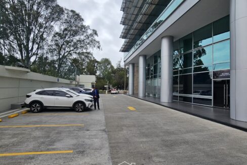 WhatsApp Image 2025-11-11 at 10.00.12 PM