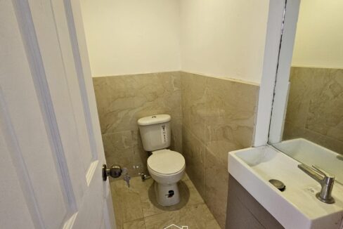 WhatsApp Image 2025-11-11 at 10.00.14 PM (1)