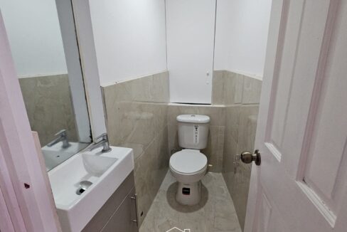 WhatsApp Image 2025-11-11 at 10.00.14 PM (2)