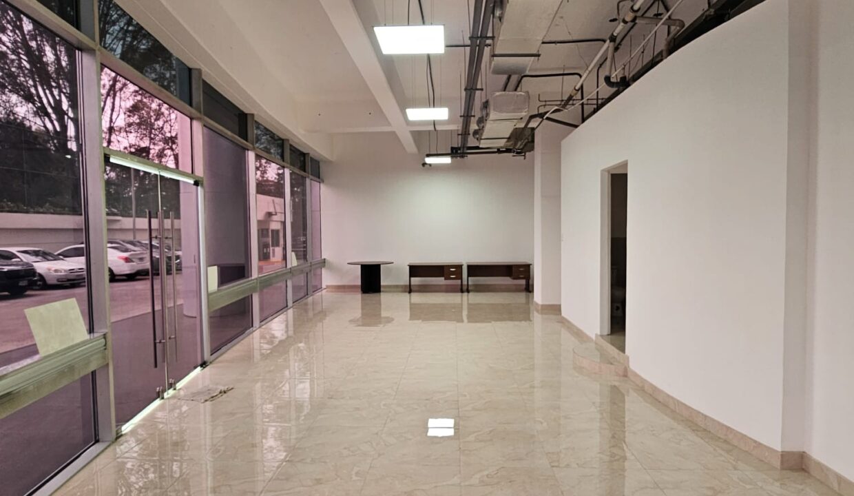 WhatsApp Image 2025-11-11 at 10.00.14 PM (5)