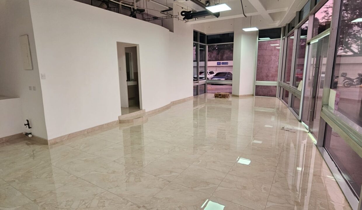 WhatsApp Image 2025-11-11 at 10.00.14 PM (7)