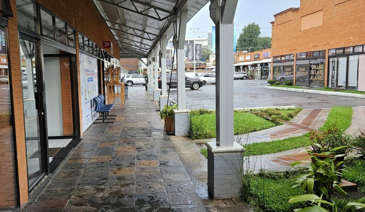 WhatsApp Image 2025-09-30 at 10.38.38 AM (2)