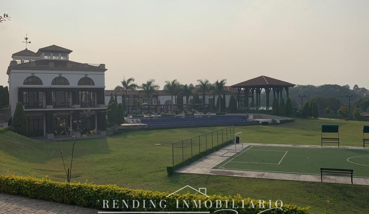 WhatsApp Image 2025-05-15 at 6.00.18 PM