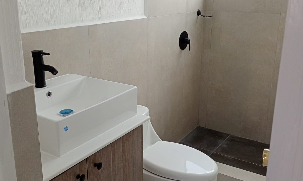 WhatsApp Image 2025-10-13 at 4.15.16 PM (1)