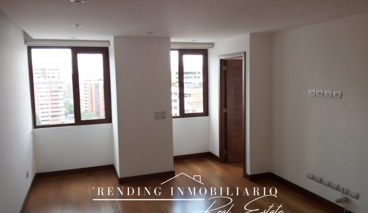 WhatsApp Image 2025-10-15 at 11.18.49 AM (6)