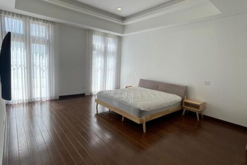 WhatsApp Image 2025-10-15 at 5.50.25 PM