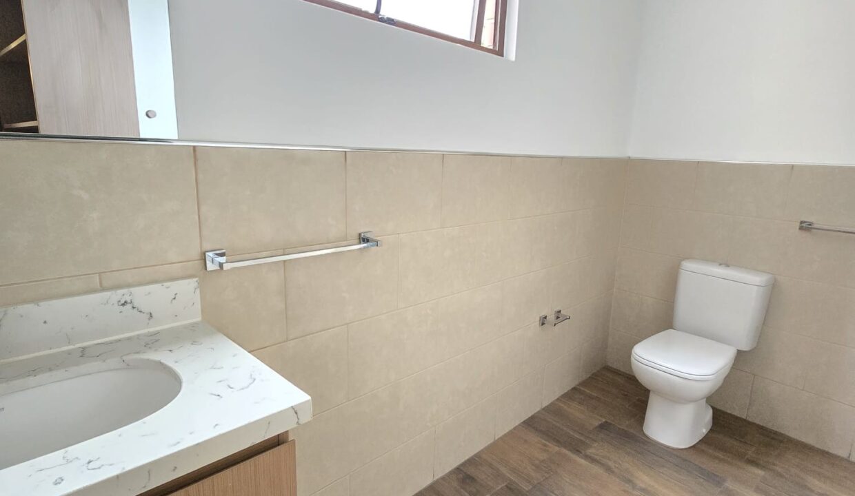 WhatsApp Image 2025-10-17 at 1.36.45 PM