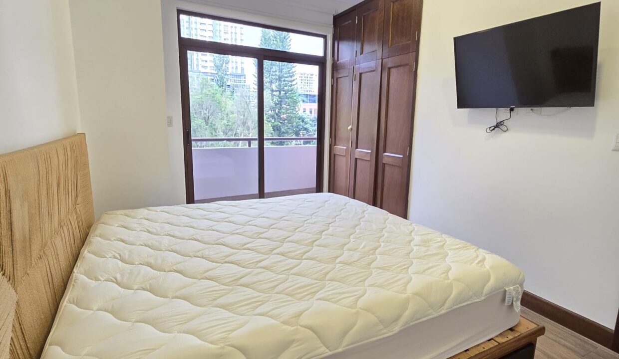 WhatsApp Image 2025-10-17 at 1.36.46 PM (4)