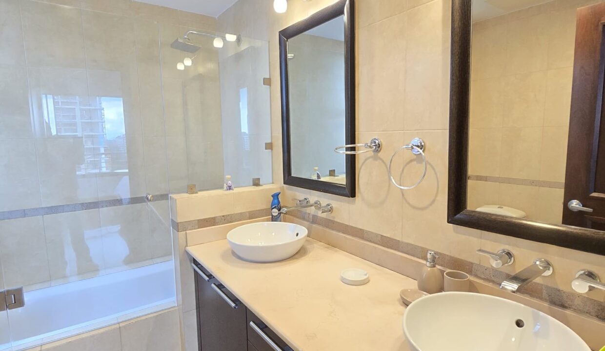 WhatsApp Image 2025-10-17 at 1.41.45 PM (1)