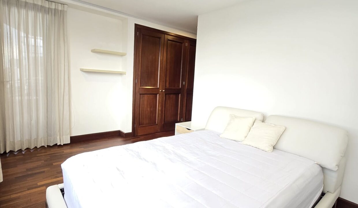 WhatsApp Image 2025-10-17 at 1.41.50 PM