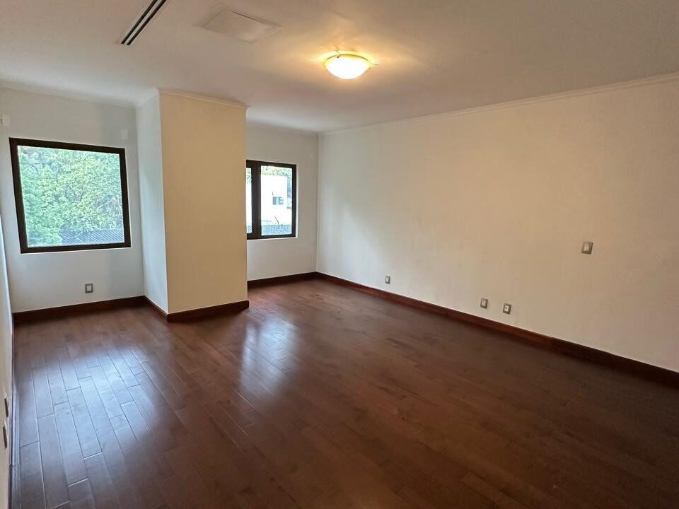 Imagen de WhatsApp 2025-05-16 a las 16.33.07_607eea16