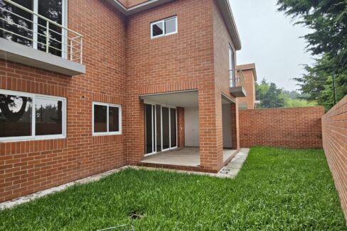 WhatsApp Image 2025-09-03 at 6.14.46 PM (4)