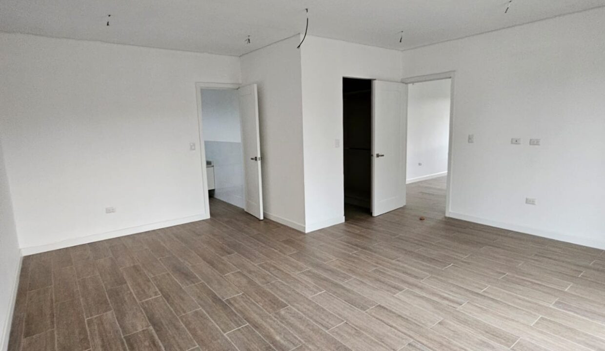 WhatsApp Image 2025-09-03 at 6.15.44 PM (2)