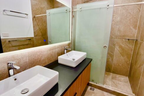 WhatsApp Image 2025-11-11 at 12.00.40 AM (2)