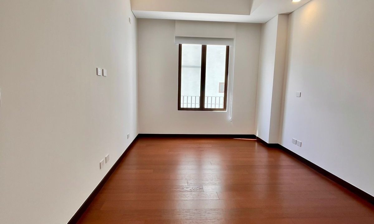 WhatsApp Image 2025-11-11 at 12.00.42 AM (3)