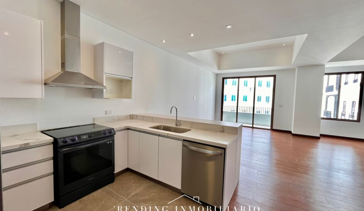 WhatsApp Image 2025-11-11 at 12.00.48 AM