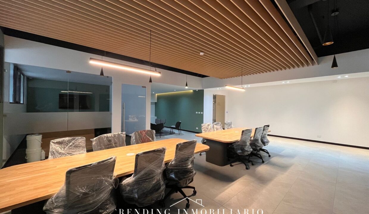 WhatsApp Image 2025-11-11 at 12.00.49 AM (1)