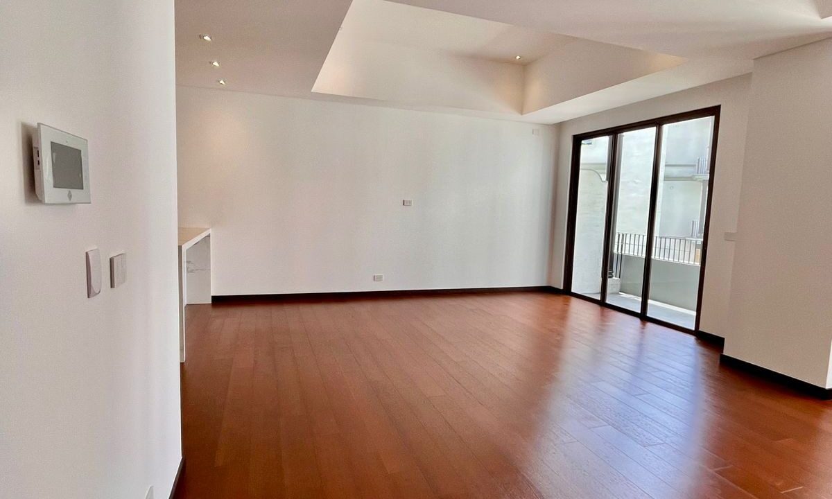 WhatsApp Image 2025-11-11 at 12.00.49 AM