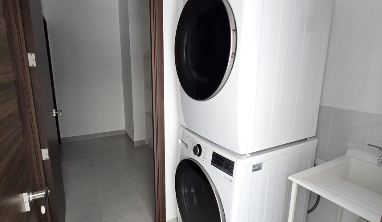 WhatsApp Image 2026-01-12 at 2.16.22 PM (1)