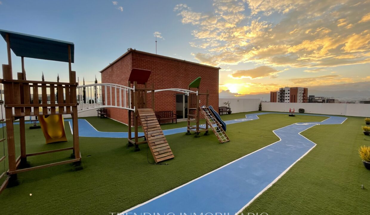15. Area de juegos
