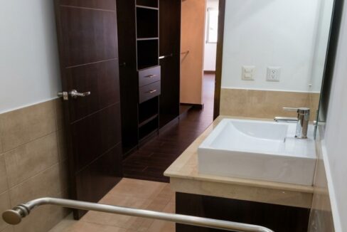 image_eb722032